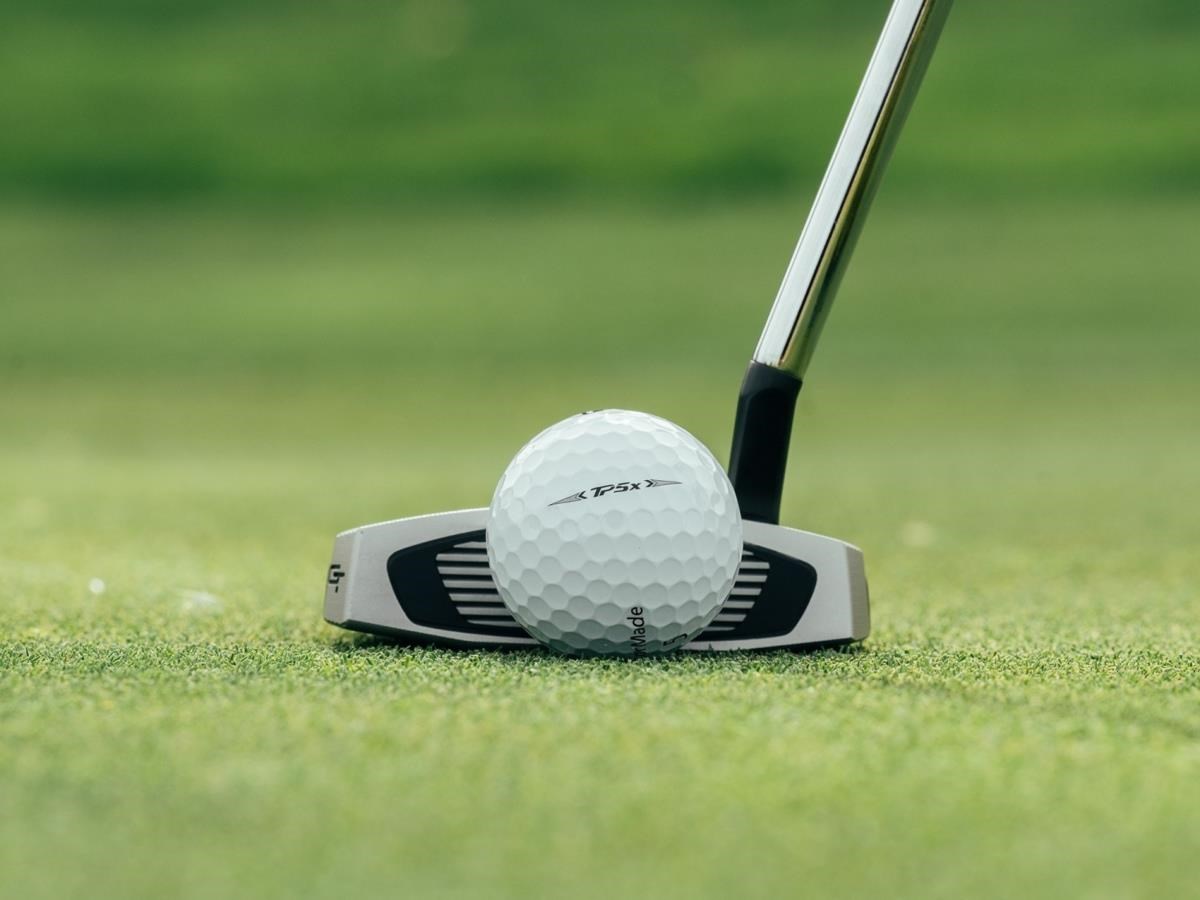 TaylorMade TP5x golfové míčky