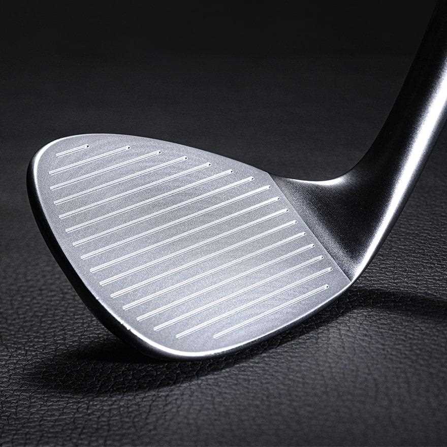 Cobra SNAKEBITE Silver Versatile wedge