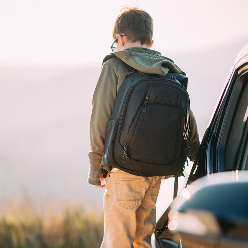 Ogio Renegade Rustler Backpack 15L batoh, černý