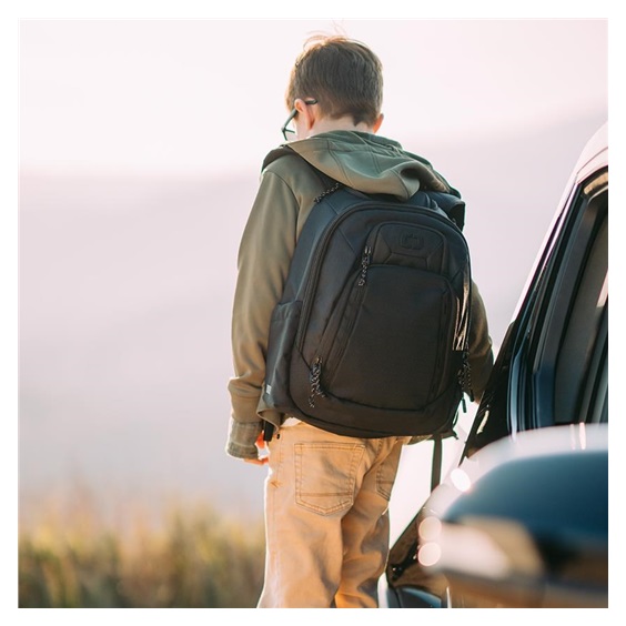 Ogio Renegade Rustler Backpack 15L batoh, černý