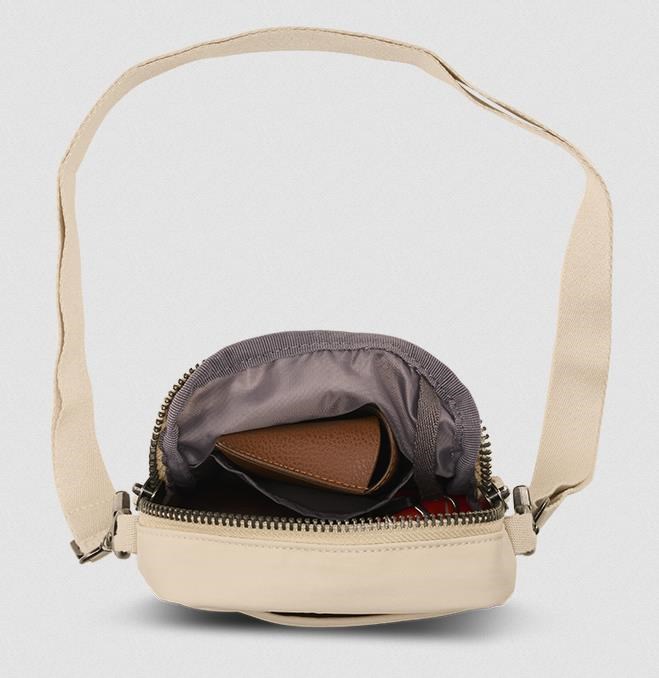 Ogio Rise Pouch taška přes rameno, černá