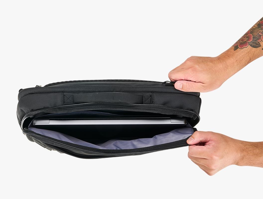 Ogio Pace Pro Brief pack taška