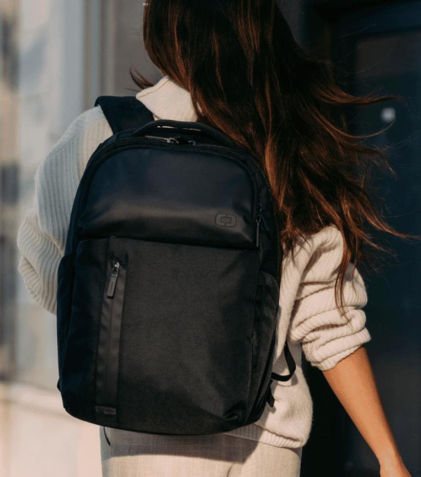 Ogio Pace Pro 20L batoh, černý