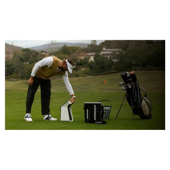 Garmin Approach R50 golfový simulátor