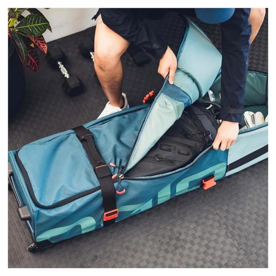 Ogio Alpha Mid Travel Cover 25 cestovní kryt, černý