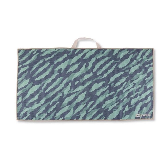 Ogio Towel golfový ručník, stripe camo
