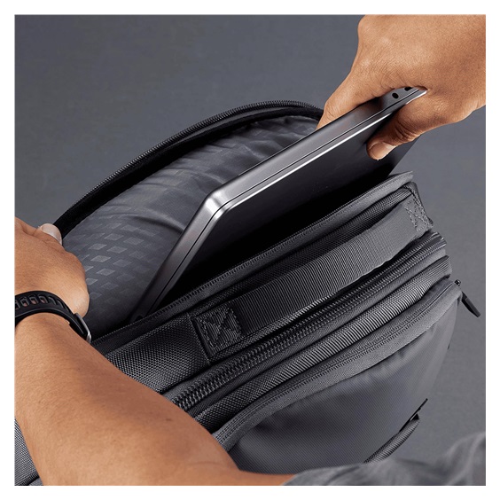 Ogio Pace Pro 20L Backpack batoh, grey pinstripe