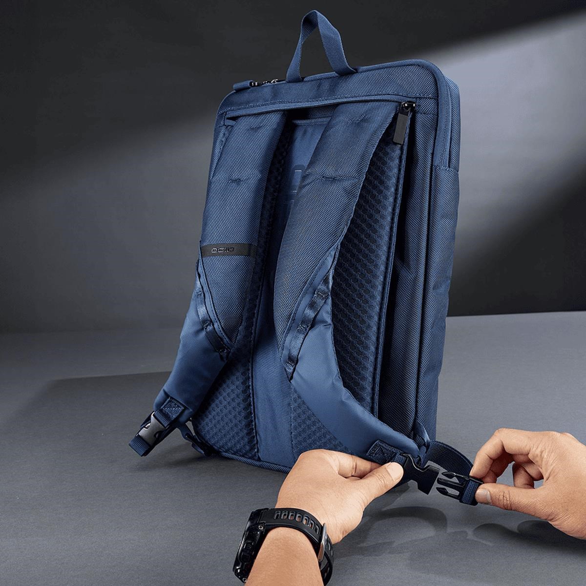 Ogio Pace Pro Brief 10L Pack, grey pinstripe