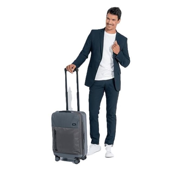 Ogio Pace Pro Hybrid Carry-on 36L cestovní zavazadlo, grey pinstripe