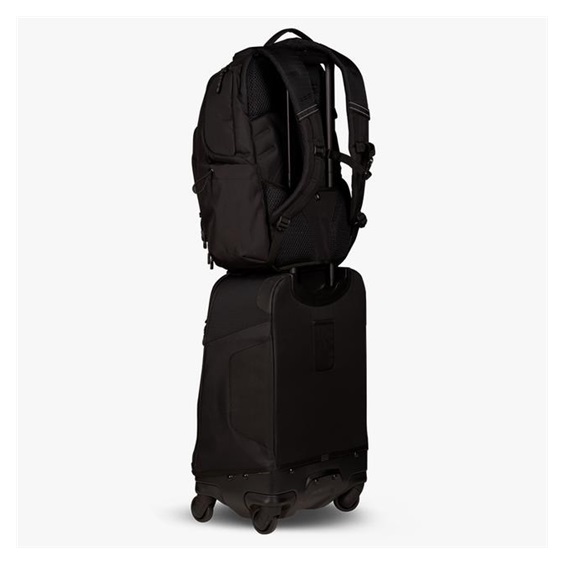 Ogio Renegade 22" 4-Wheel Travel 33L cestovní taška, titanium