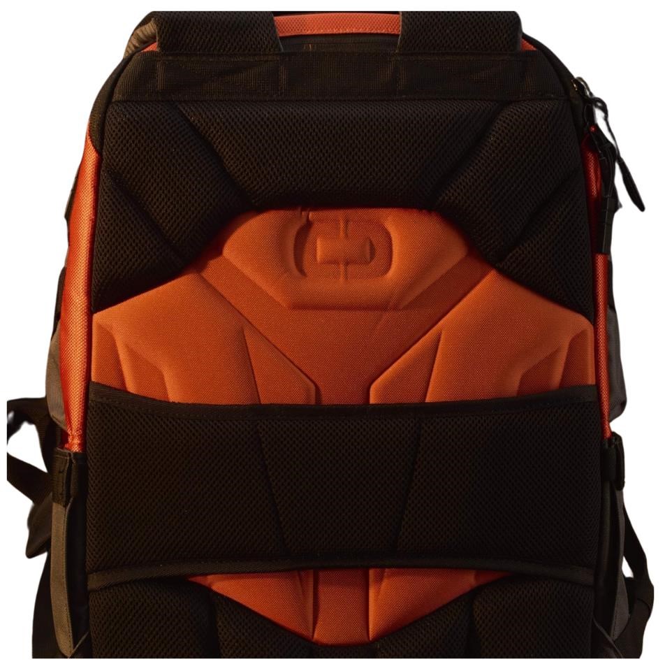 Ogio Renegade DNA 27L batoh, koi