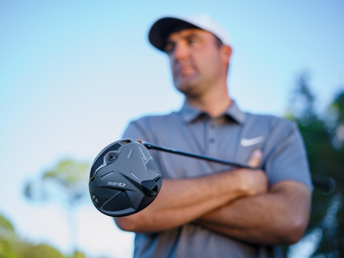 TaylorMade Qi35 pánský driver