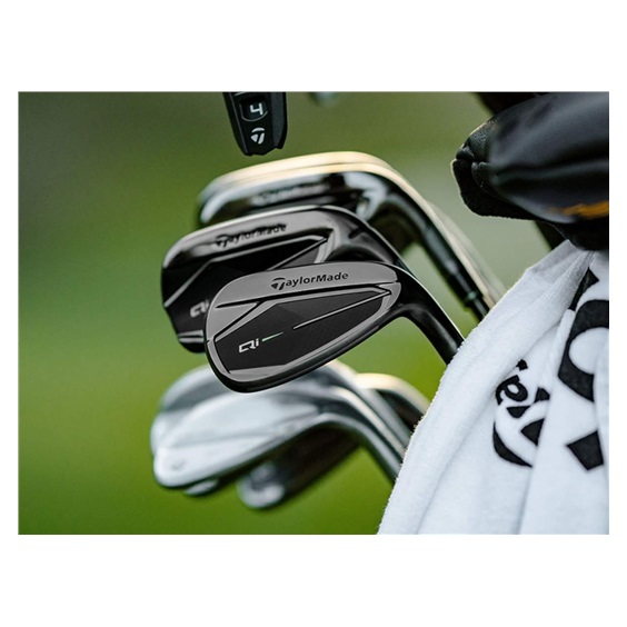 TaylorMade Qi Gunmetal Edition pánská železa, grafit
