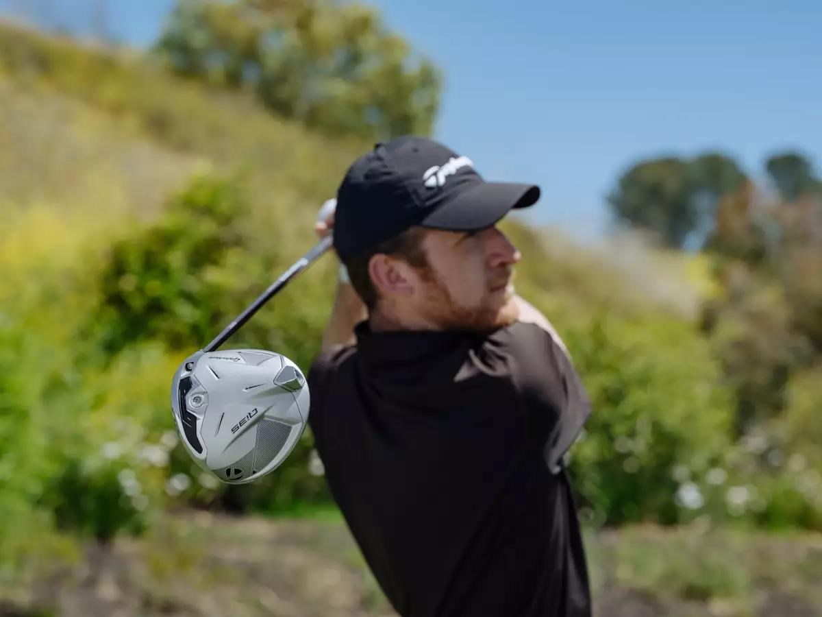 Limited Edition - TaylorMade Qi35 Silver pánský driver