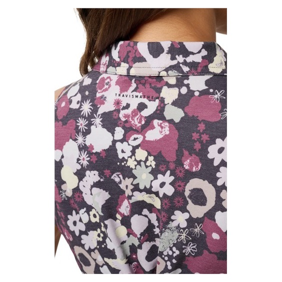 Travis Mathew Featherweight Printed Sleeveless polo bez rukávů, graystone floral multi