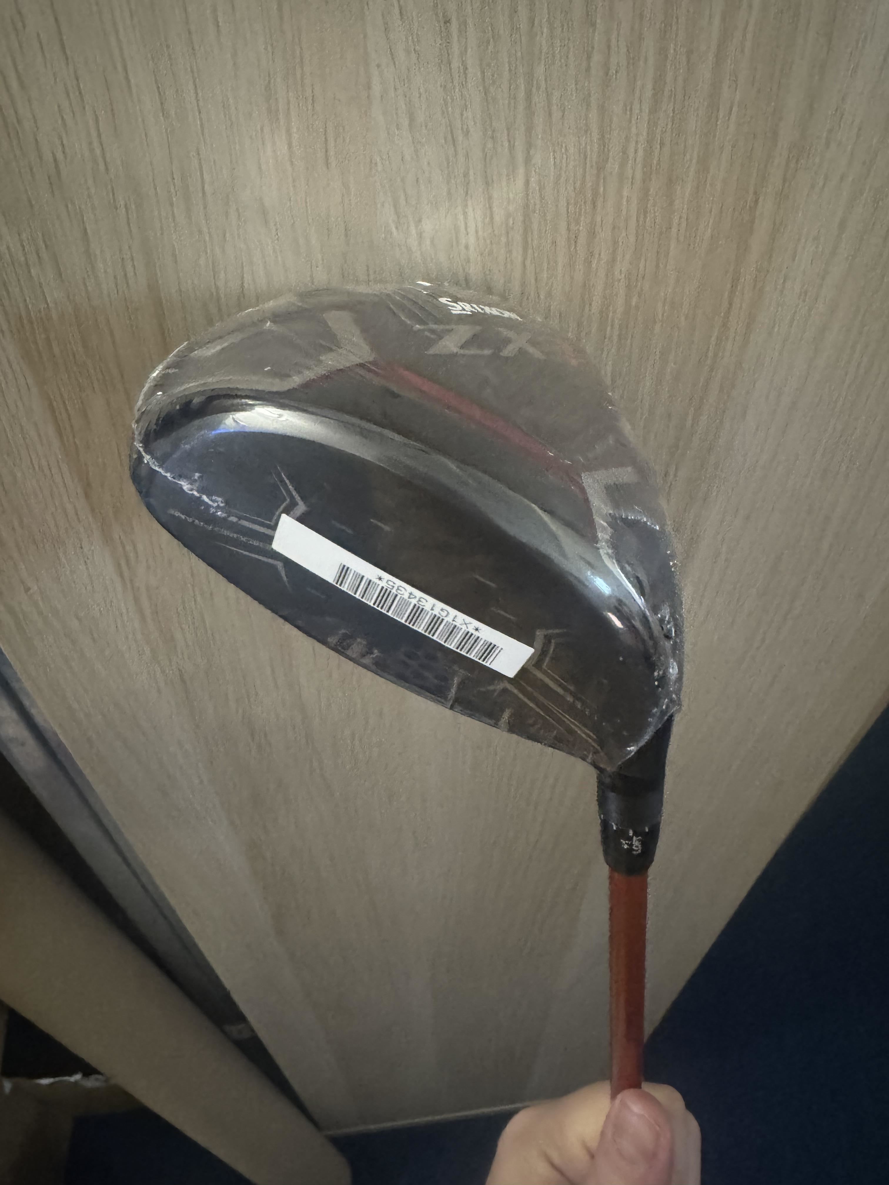 DEMO Srixon ZX7 pánský driver + kryt hlavy