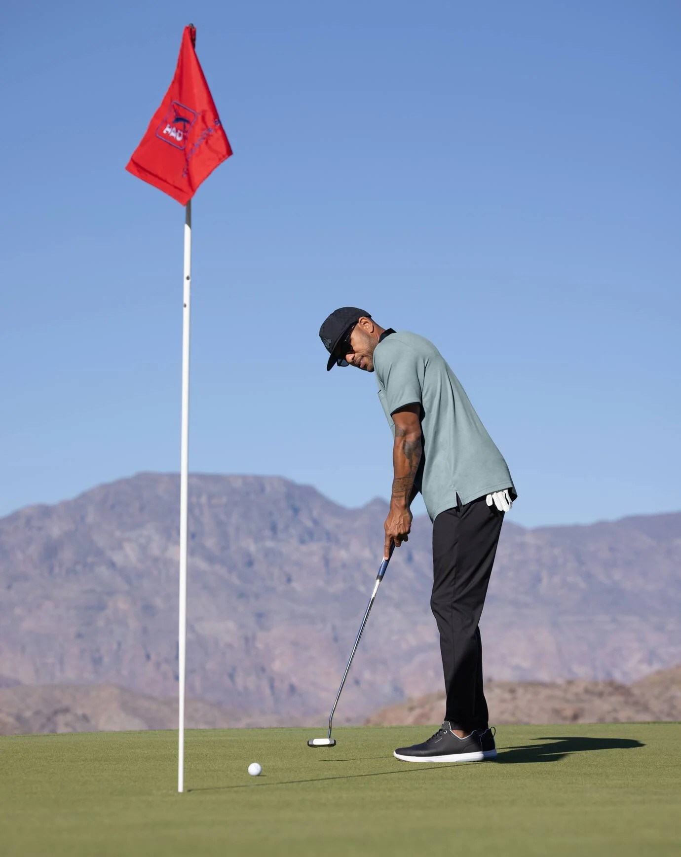 Travis Mathew Open To Close Jogger pánské kalhoty, černé