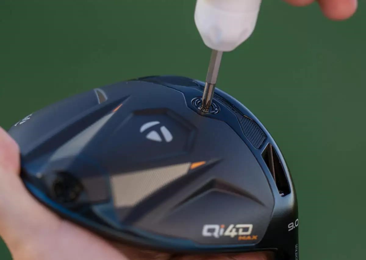 TaylorMade Qi4D Max pánský driver