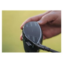 TaylorMade Qi4D LS pánský driver