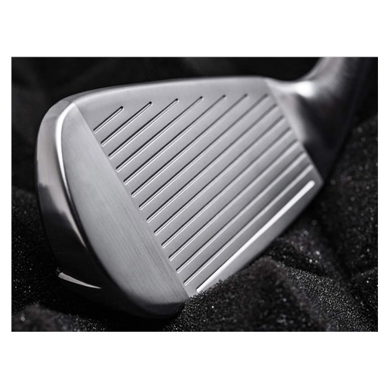 TaylorMade Qi Max HL dámská železa