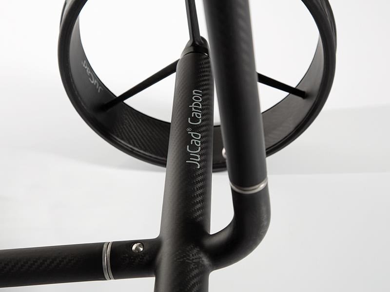 JuCad Carbon Travel Nero SV 2.0 elektrický vozík