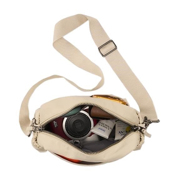 Ogio Rise Crossbody taška přes rameno, černá