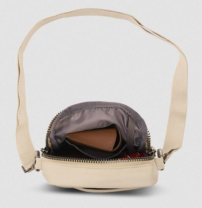 Ogio Rise Pouch taška přes rameno, černá