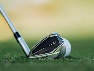 TaylorMade Qi pánská železa, ocel