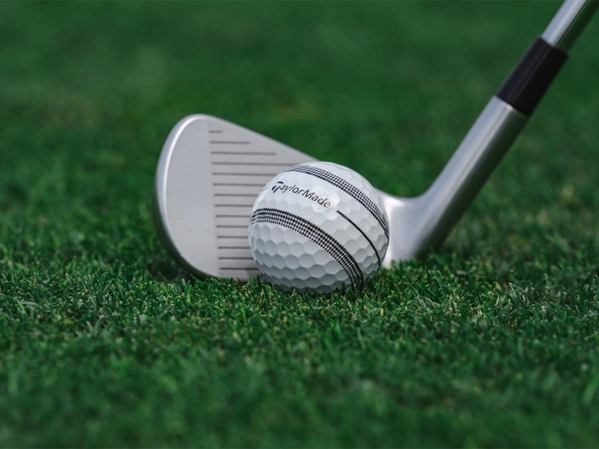 TaylorMade TP5x Stripe golfové míčky