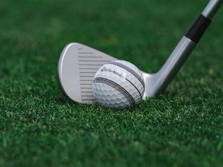 TaylorMade TP5x Stripe golfové míčky