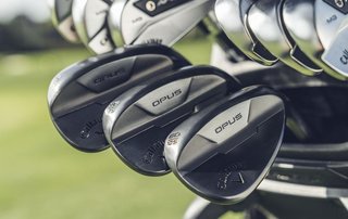 Callaway Opus Black Shadow pánská wedge, ocel