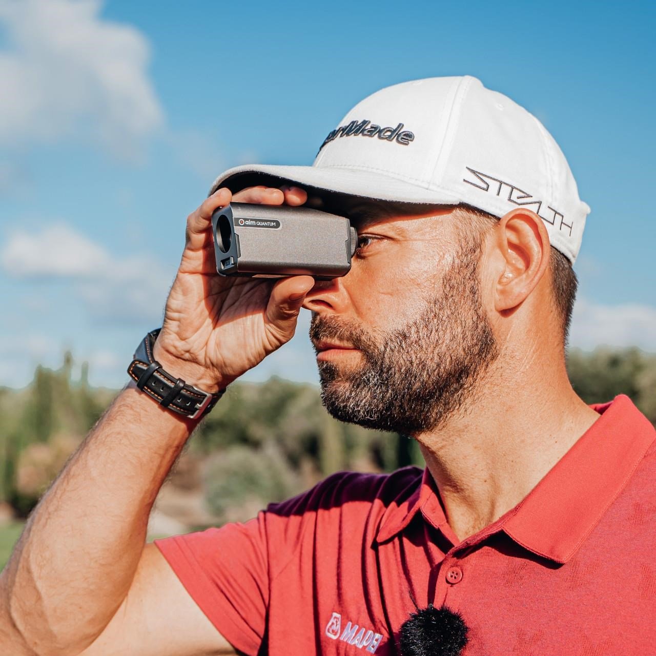 Golf Buddy aim QUANTUM laserový dálkoměr