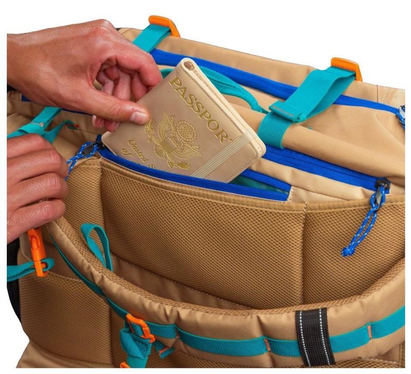 Ogio Alpha Venture batoh, černý