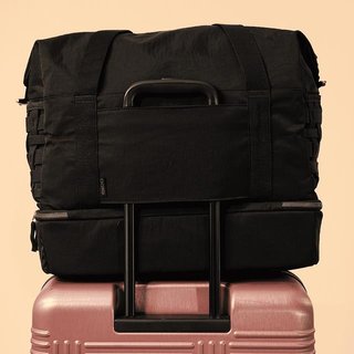 Ogio Rise Weekender Duffel 36L taška, černá