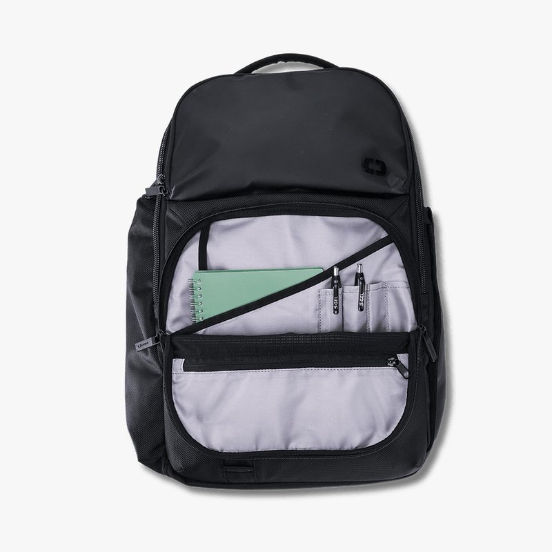 Ogio Pace Pro 25L Backpack batoh, grey pinstripe