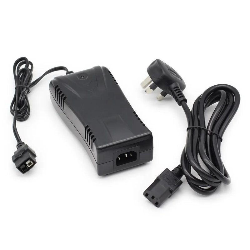 Motocaddy S-Series 14.4V Lithium Battery Charger nabíječka (2019-2021)