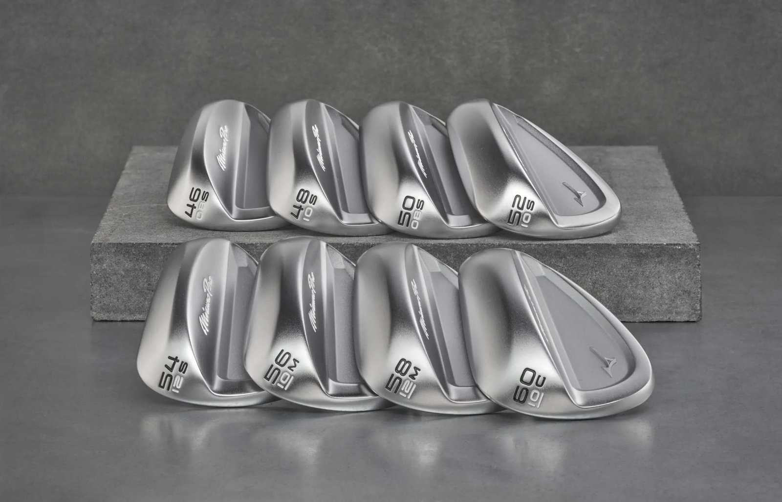 Mizuno Pro T-3 Soft White Satin wedge, ocel