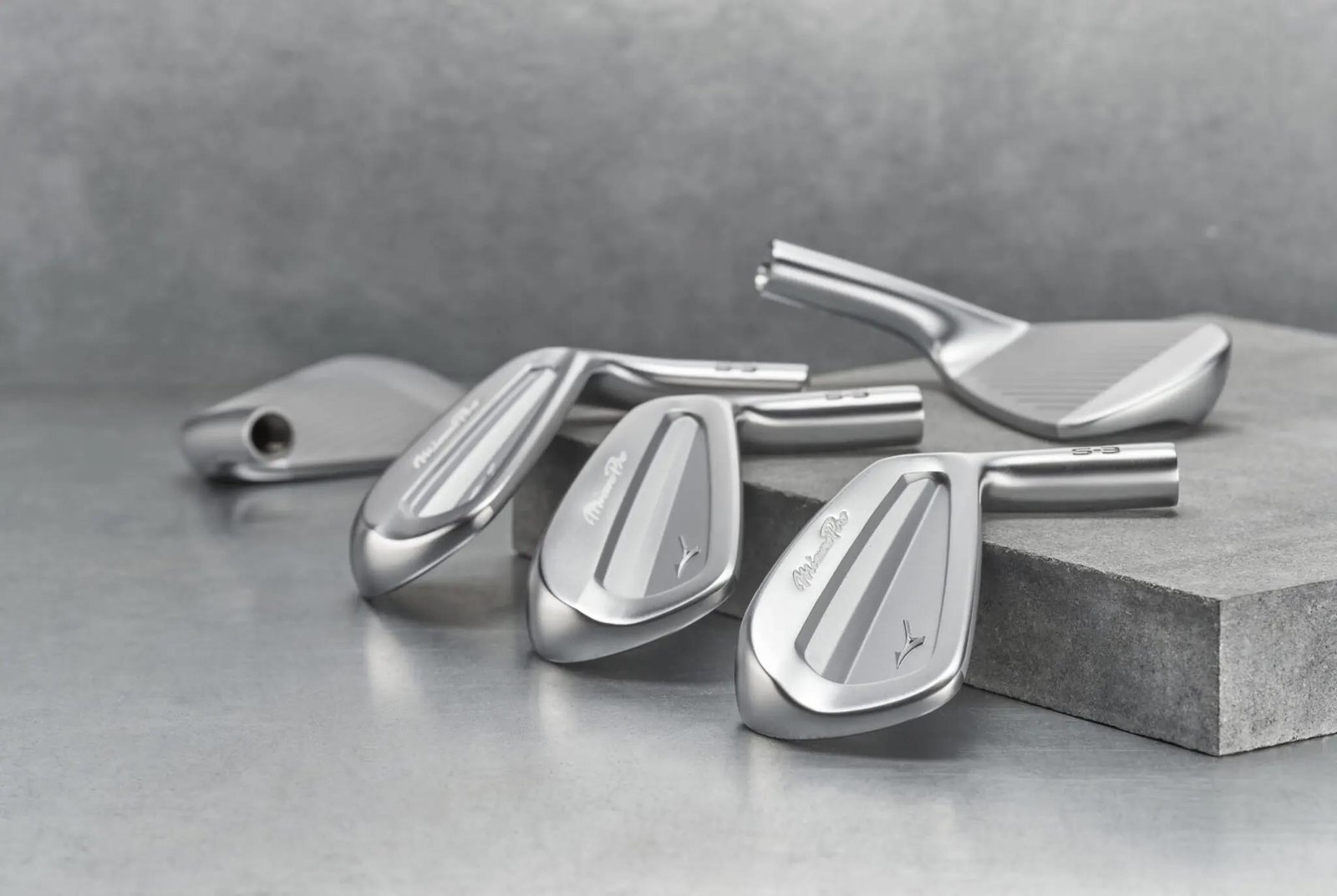 Mizuno Pro S-3 pánská železa, ocel