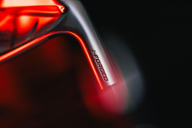 Srixon ZXi7 pánská železa, ocel