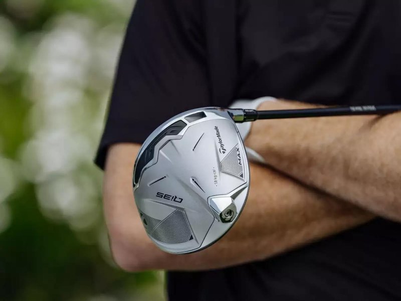 Limited Edition - TaylorMade Qi35 Max Silver pánský driver