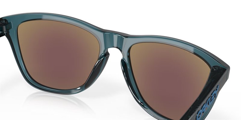 Oakley Frogskins Prizm Sapphire Polarized Crystal Black