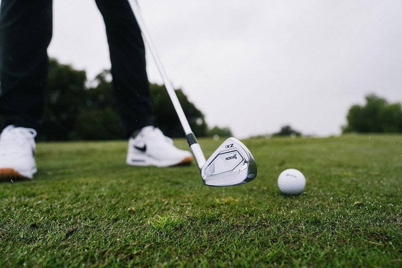 Srixon ZXi5 pánská železa, ocel