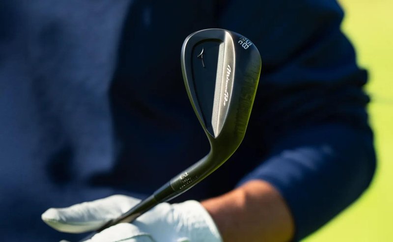 Mizuno Pro T-3 Black wedge, ocel