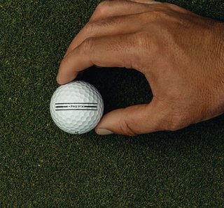 Titleist Pro V1x Left Dash AIM Enhanced golfové míčky