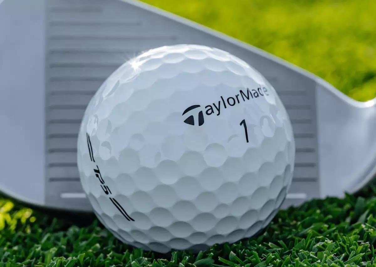 TaylorMade TP5 golfové míčky