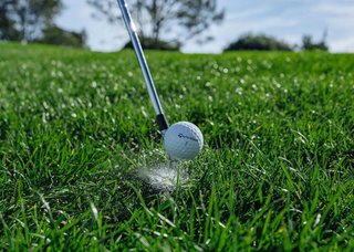 TaylorMade TP5 Stripe golfové míčky