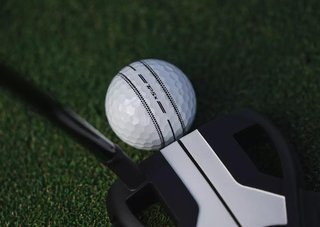 TaylorMade TP5x Stripe golfové míčky