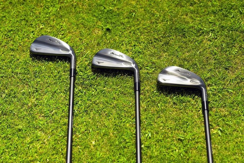 Mizuno Pro Fli-Hi Utility pánské driving železo, grafit