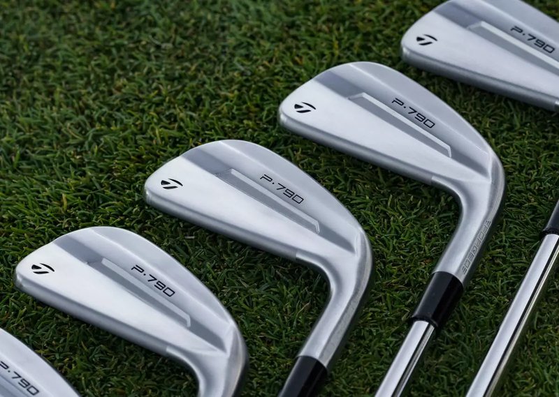 TaylorMade P790 pánské železo č. 4, ocel, Regular
