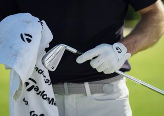 TaylorMade P790 pánské železo č. 4, ocel, Regular